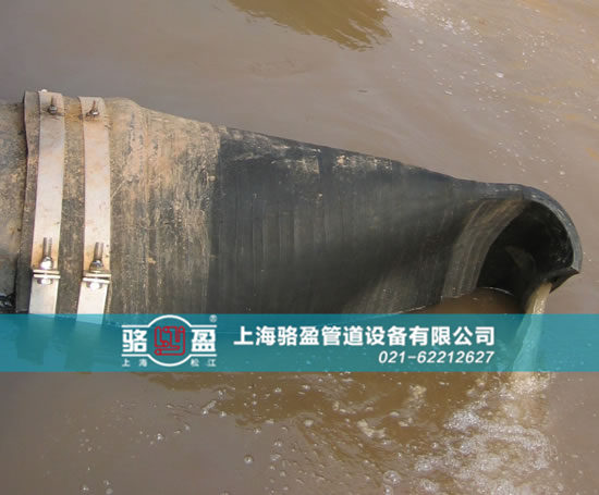 法蘭式<a href=http://m.jnfeidi.com/ target=_blank class=infotextkey><a href=http://m.jnfeidi.com target=_blank class=infotextkey>鴨嘴閥</a></a>排污現場