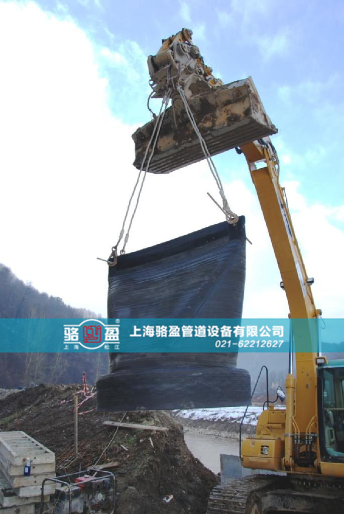 大口徑橡膠法蘭式<a href=http://m.jnfeidi.com/ target=_blank class=infotextkey><a href=http://m.jnfeidi.com target=_blank class=infotextkey>鴨嘴閥</a></a>安裝圖